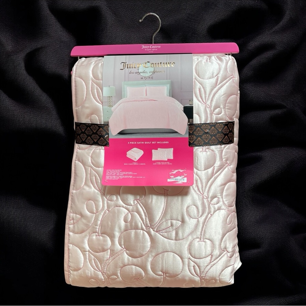 Juicy Couture Luxurious Satin Cherry Print King Size 3 Piece Quilt & Sham Set - Picture 6 of 10